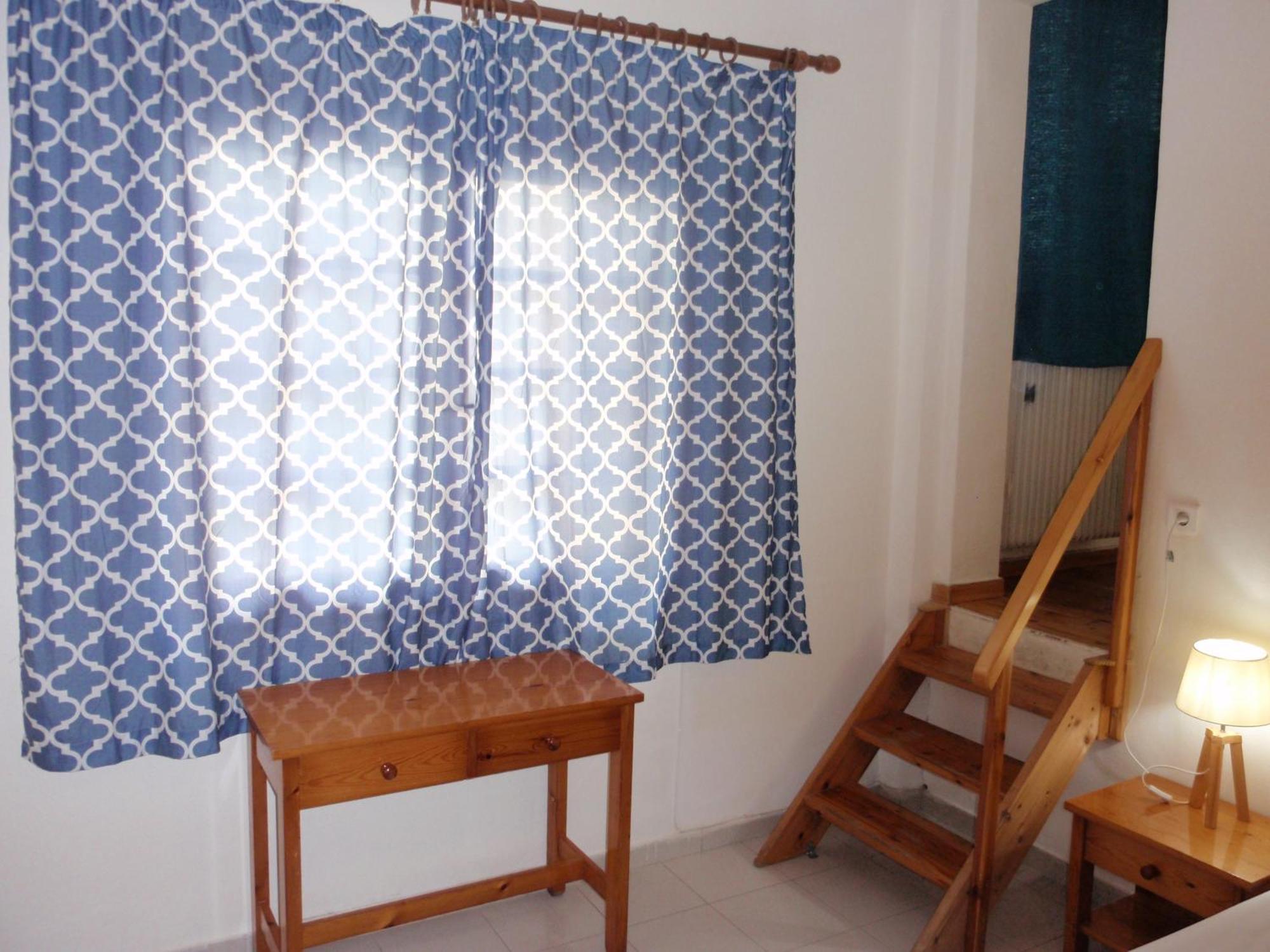 Vazakas Rooms Mytilene Bagian luar foto