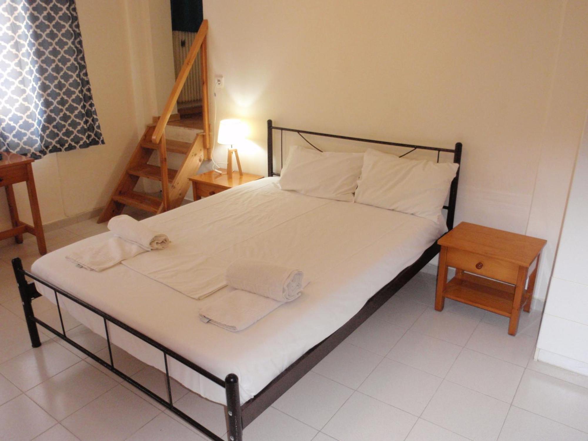 Vazakas Rooms Mytilene Bagian luar foto