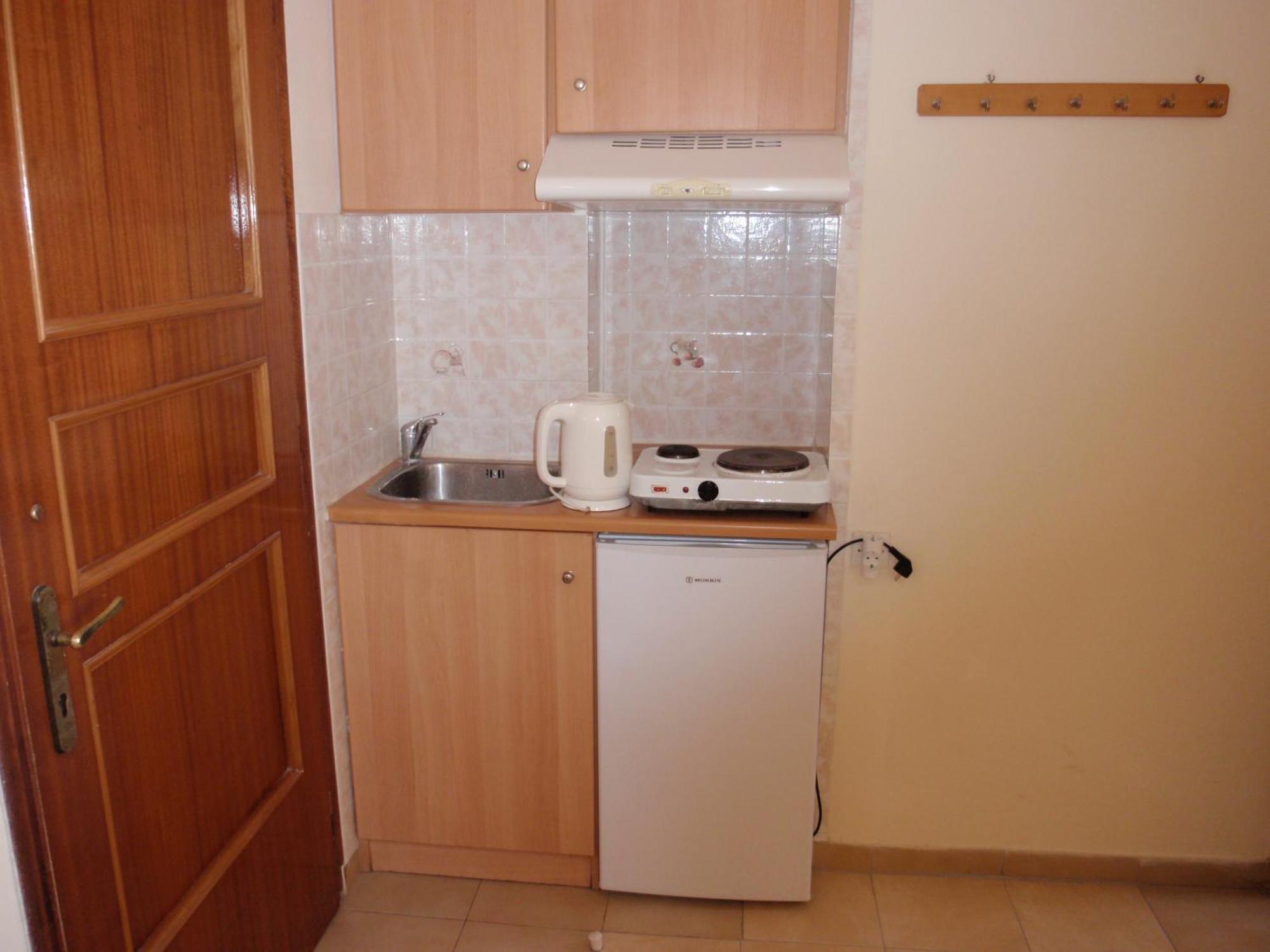 Vazakas Rooms Mytilene Bagian luar foto